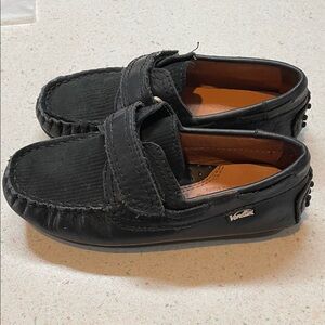 Venettini Kids Moccasins with Velcro in Black boys size 27